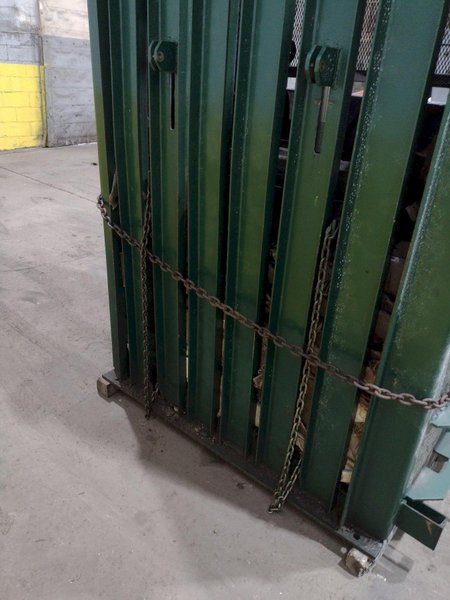 40&quot; X 54&quot; PIQUA SERIES 40 VERTICAL HYDRAULIC PAPER BALER: STOCK #18797