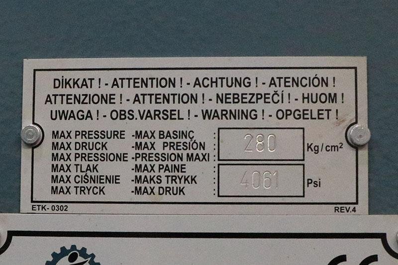 10' x 192 TON DURMA CNC HYDRAULIC PRESS BRAKE MODEL AD-R 30175