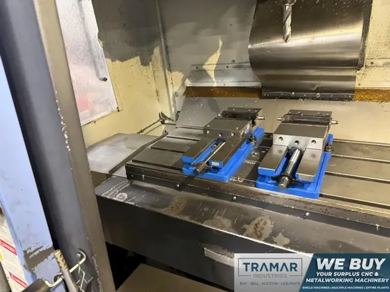 DOOSAN 36.2" x 17.7" TABLE CNC VMC  -  MV-3016L