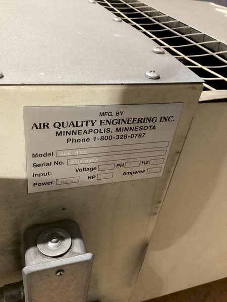 AIR QUALITY ENGINEERING AQE4000 FUME EXTRACTOR USED