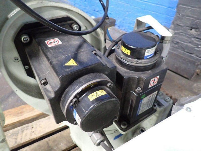 KAWASAKI 10 KG ROBOT  -  RS010LA