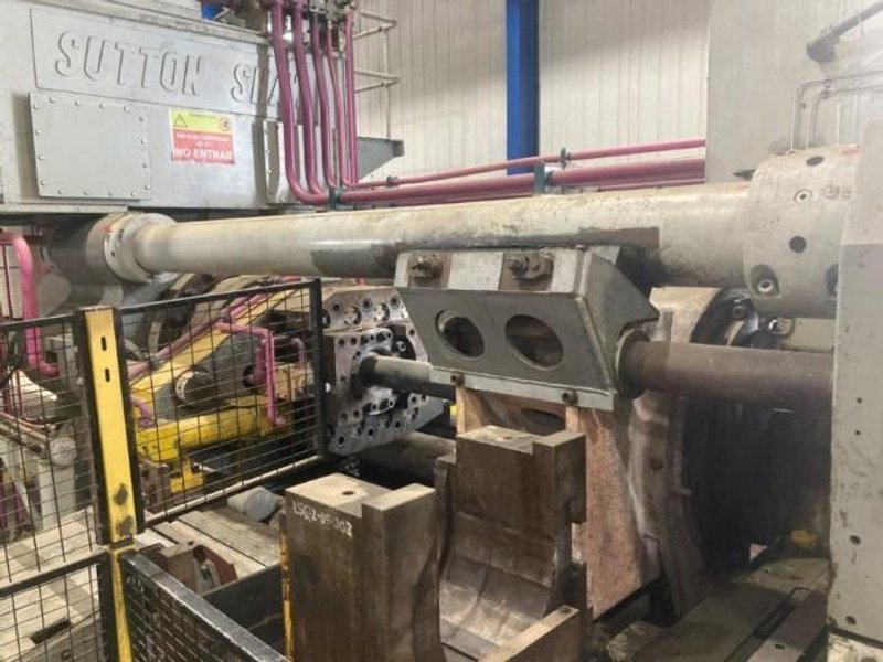 1370 MT SUTTON OIL HYDRAULIC DIRECT EXTRUSION PRESS (14123)