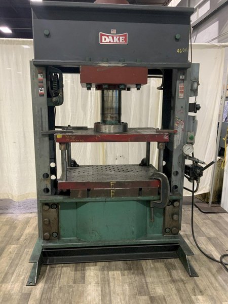 200 TON DAKE MODEL #908-201 HYDRAULIC H FRAME PRESS: STOCK #80884