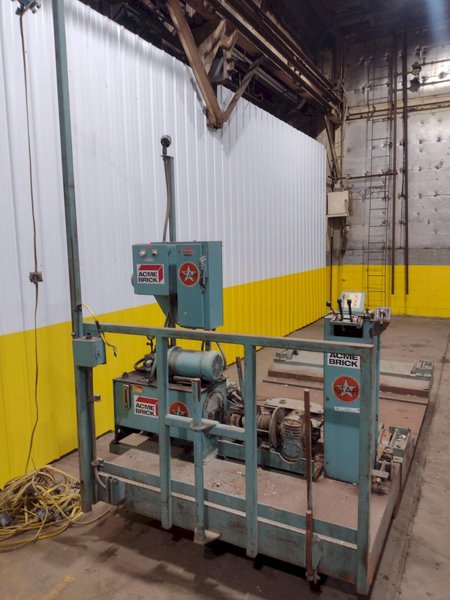 STAR ENGINEERING MODEL #S-3-7 HYDRAULIC POWERED RAIL TRANSFER CART WITH WINCH: STOCK #18491