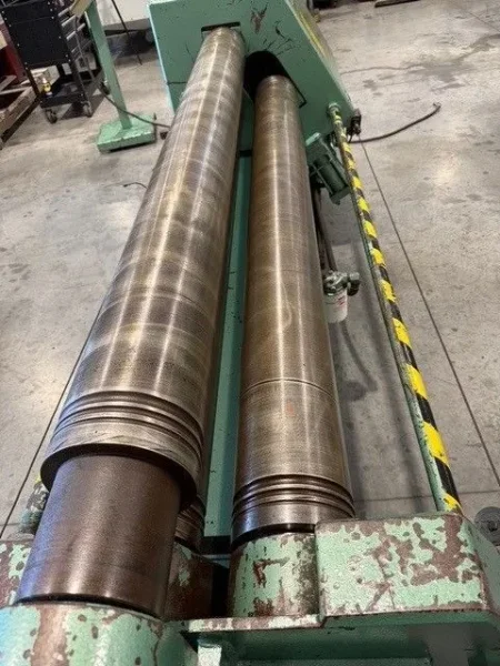 MONTGOMERY 6’ x ¼” 3 Roll Plate Bending Roll USA #7398