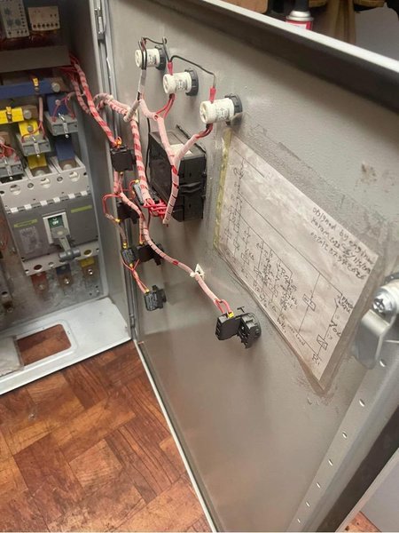 10-15 TON PER HOUR INDUSTRIAL TIRE SHREDDER STOCK #2991