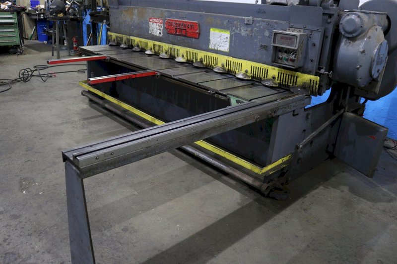 10' X 1/4' CINCINNATI POWER SQUARING SHEAR: STOCK #72173