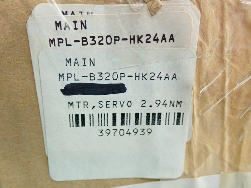 ALLEN BRADLEY MP-SERIES KINETIX SERVO MOTOR  -  MPL-B320P-HK24AA