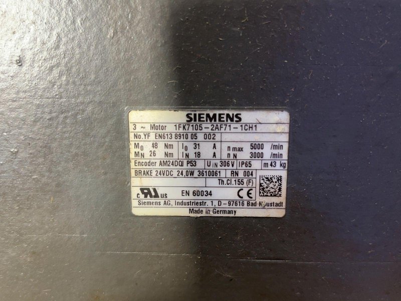 SIEMENS 5000 RPM SIMOTICS S-1FK7 COMPACT SYNCHRONOUS SERVO MOTOR   -  1FK7105-2AF71-1CH1