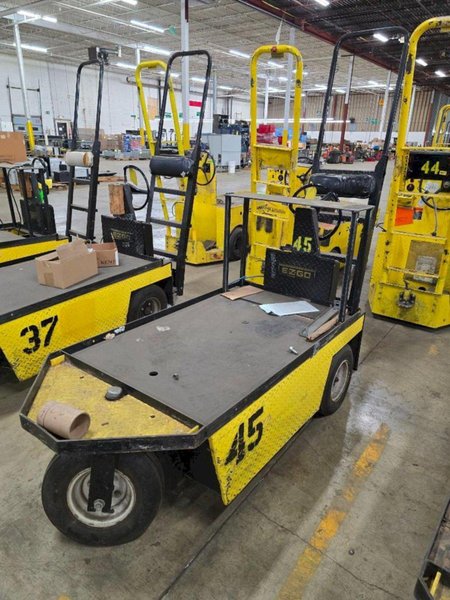 24 VOLT EZ-GO MODEL XI-640 TEXTRON CHASER/TUGGER CART #45: YOBRO #24641