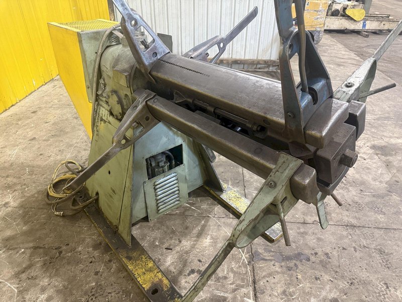 10,000 LBS X 36" LITTELL MODEL #1000 PULL OFF COIL REEL UNCOILER : YOBRO #25422