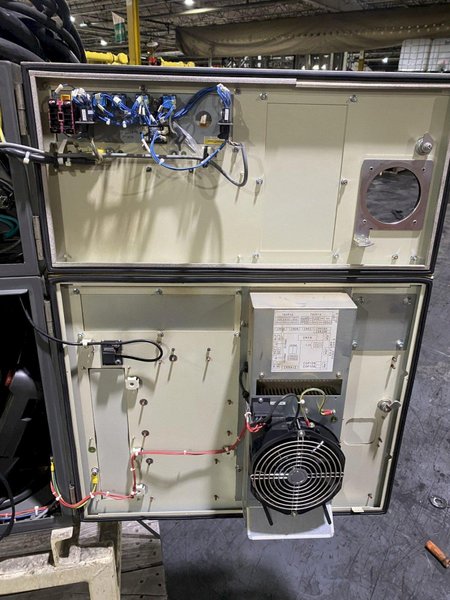 FANUC ROBOT  R-1000iA/100F w/ R-30iB Controls USED