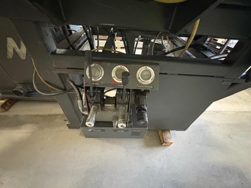 20" X 13" DOALL METL VERTICAL CIRCLE CONTOUR BAND SAW WITH METL SAW HYDRAULIC ROTATING FLOAT TABLE STOCK# 4118