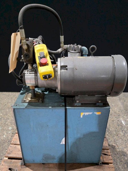 UNKNOWN BRAND HYDRAULIC POWER UNIT 230/460V 7.5 HP 1760 RPM USED