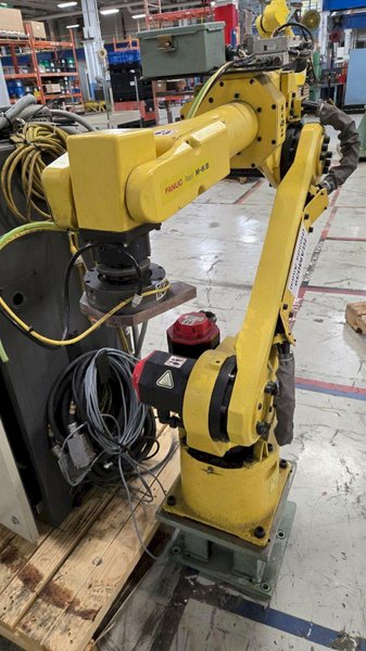 M-6IB ROBOT / R-J3IB CONTROLLER USED