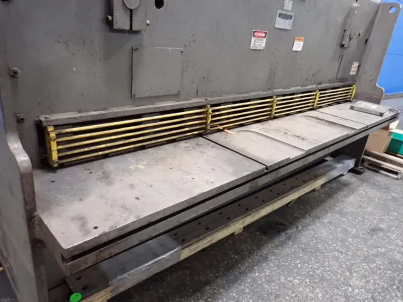 STANDARD INDUSTRIAL CORP 3/8" X 122" SHEAR  -  CS375-10