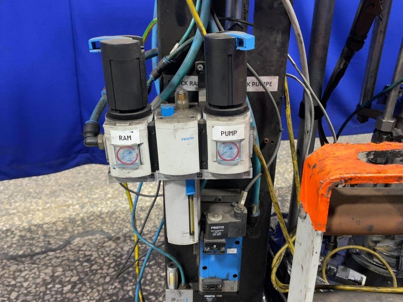 ABB AUTOMATION GMBH 3600 PSI INTEGRATED DISPENSING FUNCTION PACKAGE DOUBLE PUMP 200 I HEATED  -  3HDAK010029612