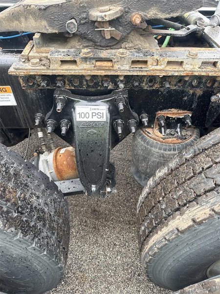 2019 Freightliner Cascadia 126 3AKJHHDR9KSKE4230