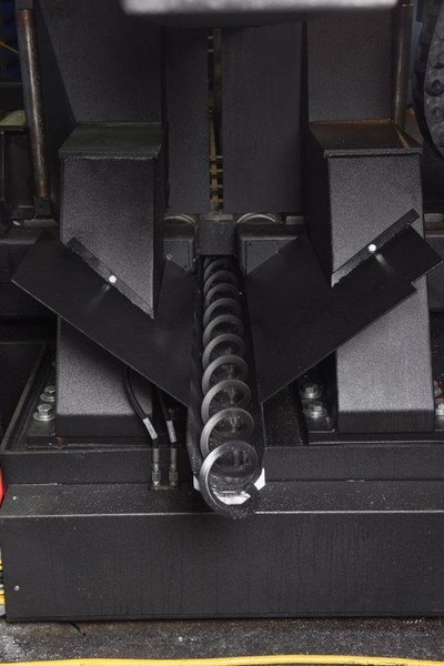 NEW 40"H x 80"W HYD-MECH H-40/80 HORIZONTAL BAND SAW