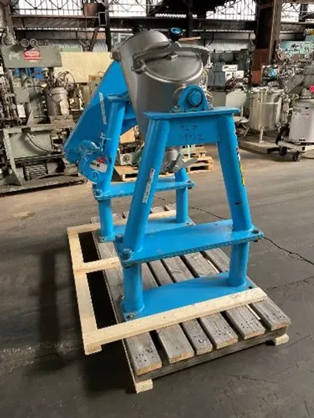 PATTERSON-KELLEY 2 CU FT CROSSFLOW TWIN SHELL BLENDER