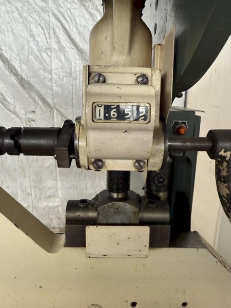 17 TON X 4&#039; DIACRO 14-48-2 HYDRA-POWER PRESS BRAKE. STOCK # 1004425