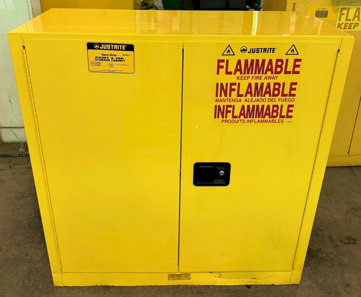 Justrite Flammable Storage Cabinet Model 29390, 40 Gallon Capacity, Nice