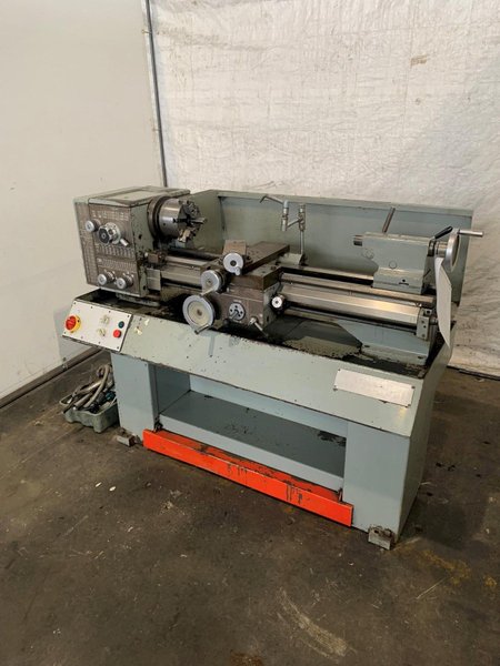 11" X 30" CLAUSING M250 ENGINE LATHE. STOCK # 0953723