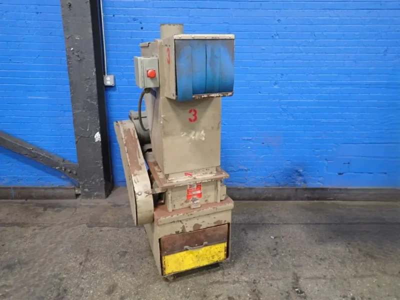 NELMORE 21" X 18" X 11" PLASTIC GRANULATOR  -  G1012M1