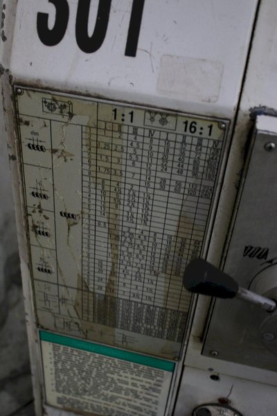 24-3/4&quot; X 118&quot; SHENYANG GAP BED ENGINE LATHE LOT #74025