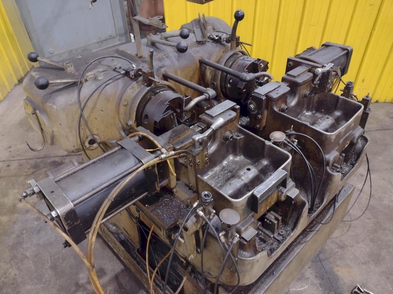 2 SPINDLE x 1.25" LANDIS THREADER / THREADING MACHINE: YOBRO #24699