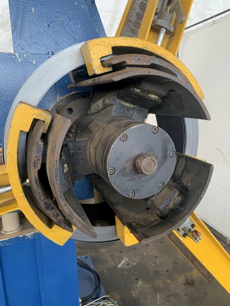 8,000 LB  X 12" ARKU AH3000/2/350/FU-4Q DOUBLE END POWERED COIL REEL/UNCOILER. STOCK # 0644723