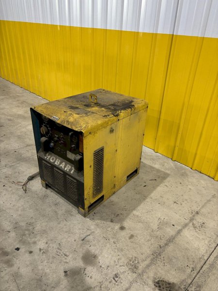 300 AMP HOBART MODEL #RC301 WELDER POWER UNIT: STOCK #20113