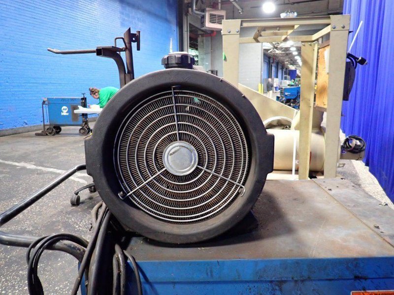 MILLER 200/250 AMPS TIG WELDER  -  SYNCROWAVE 250