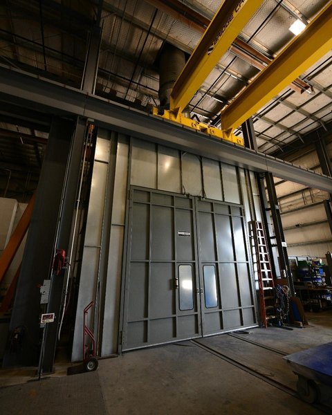 15' x 20' x 14' HIGH GLOBAL FINISHING SOLUTIONS DOWNDRAFT PAINT ROOM WITH 20 TON CRANE: YOBRO #25726