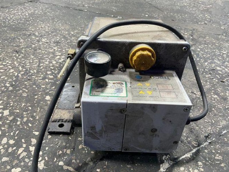 Trico  Automatic Cyclic Lubrication Pump  - Pe-3003