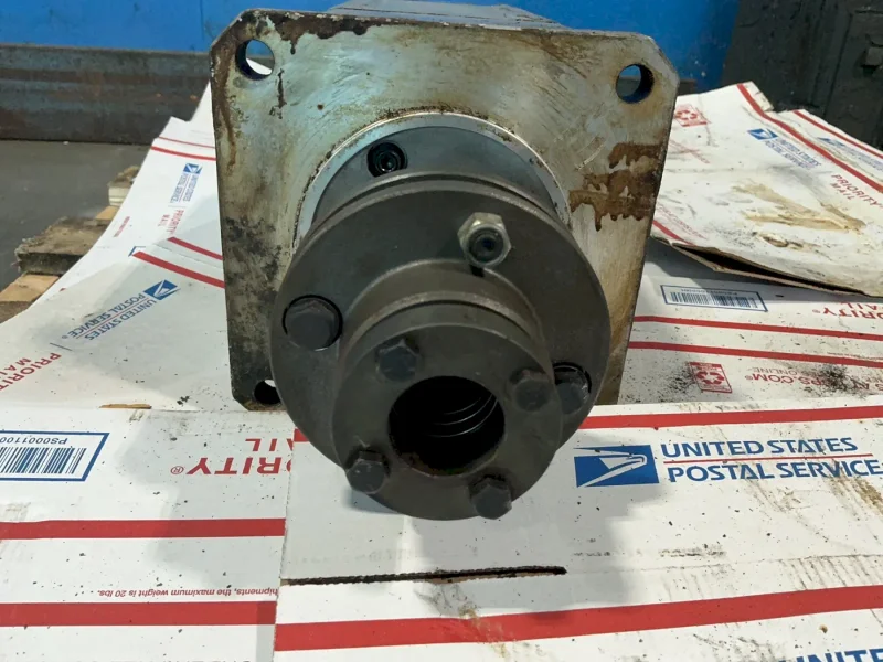 MITSUBISHI AC SERVO MOTOR   -  HA 203CBS