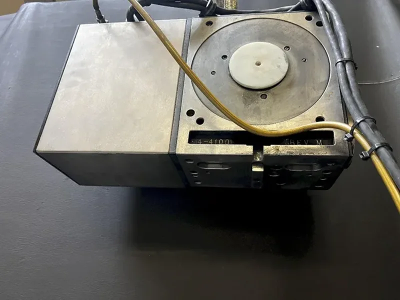 HAAS CNC 4TH AXIS ROTARY TABLE  -  HRT210