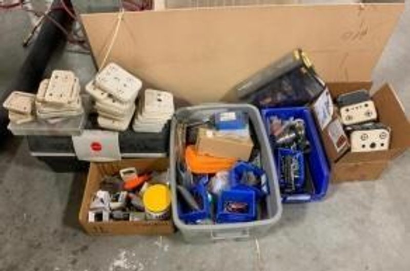 Weeke Venture 107M CNC Router, 2015 – 120″ x 50x Travels, Model BMG111, Free Standing Dust Collector, Safety Cage