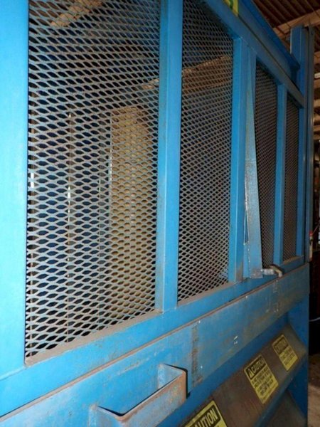 60&quot; QUALITY PRODUCTS MODEL #V6030M VERTICAL BALER: YOBRO #23984