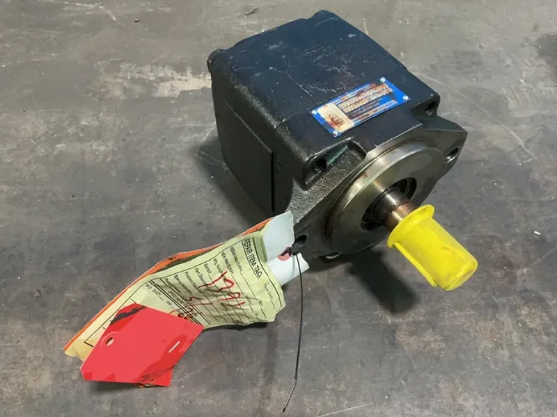 DENISON HYDRAULICS HYDRAULIC PUMP   -  7DS-B38-1801-A100
