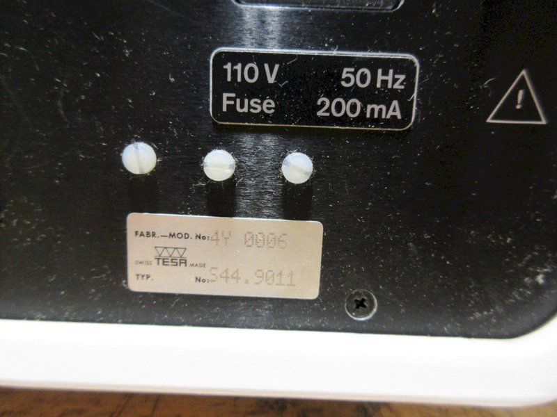 Tesatronic TTA 20 Electronic Amplifier Analog Display with Probe, Assorted Sheffield Tracer Heads and Other Probes.- Auction Item