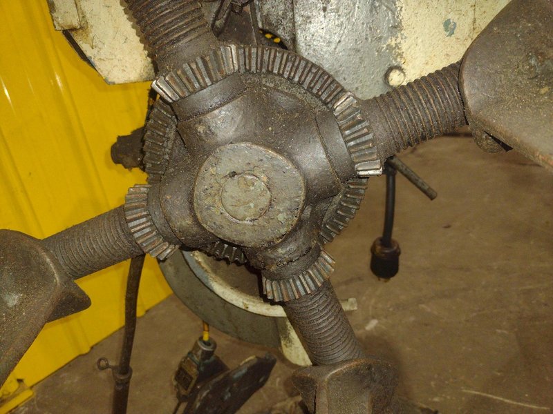 800 LBS LITTELL MOTORIZED UNCOILER COIL REEL: YOBRO #24303