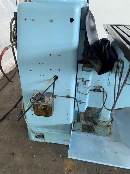 7.5 HP HURCO HAWK 5D CNC VERTICAL MILL. STOCK # 0361924.