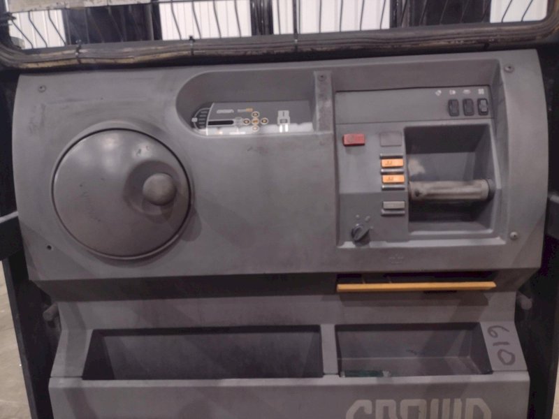 3,000 LB CROWN MODEL #SP 3500 ELECTRIC ORDER PICKER FORKLIFT 2018 : YOBRO #25407