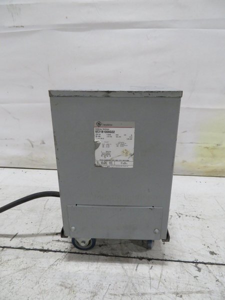 GE Transformer, 7.5 KVA, QM, 480V Input, 240V/120V Output