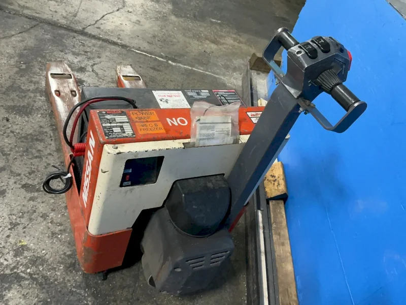 NISSAN 4500 LBS ELECTRIC WALKIE PALLET JACK  -  EWPN40
