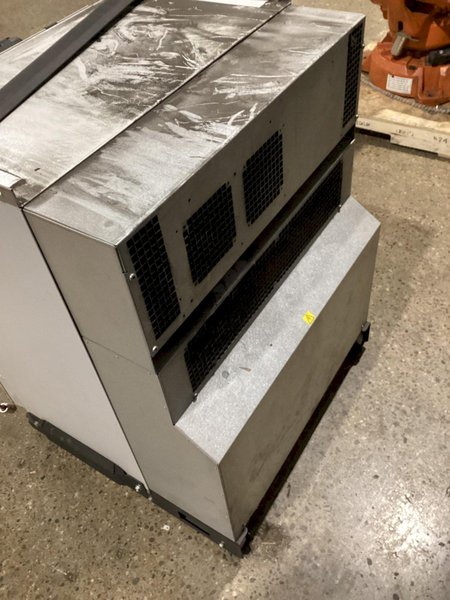 ABB IRB 2600 M2004 Robot w/ IRC5 Controls, Missing Cable Set USED