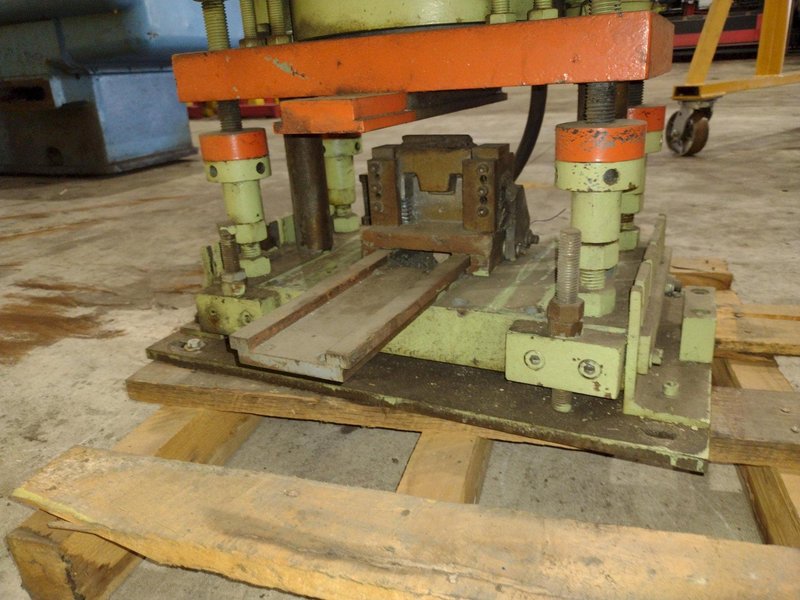 AIRAM PNEUMATIC CUTOFF PRESS: STOCK #23471