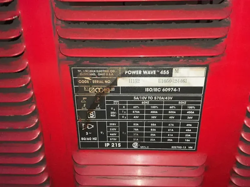 Lincoln Electric  455 Watts  Welder - Powerwave455m
