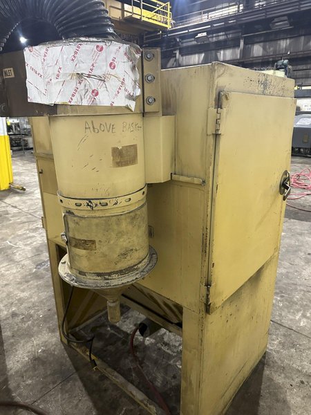 36" x 48" EMPIRE SHOT BLAST CABINET WITH DUST COLLECTOR: YOBRO #24542
